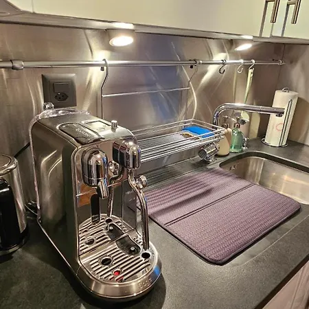 Modernes Mitten In Davos