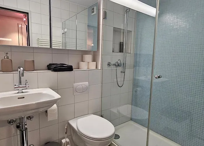 Modernes Mitten In * Davos